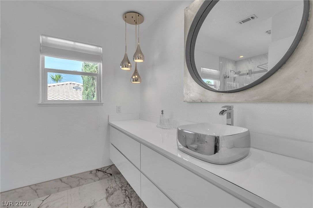 7920 Castellon Court — photo 4
