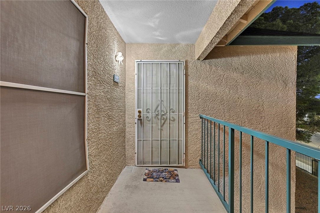 5131 LINDELL Road 205 — photo 2