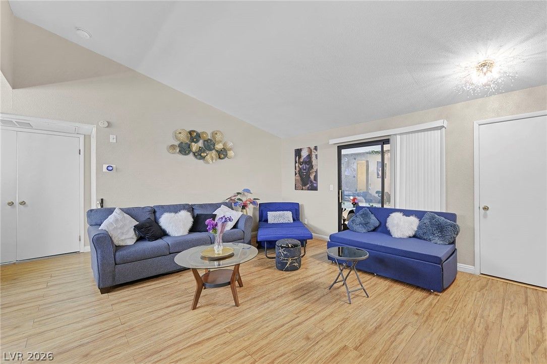 5131 LINDELL Road 205 — photo 5