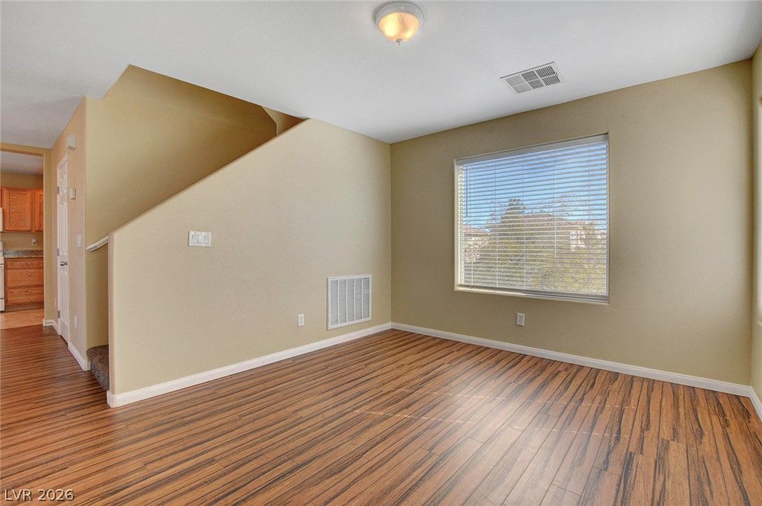 10254 Ladybug Bend Street — photo 4 of 39