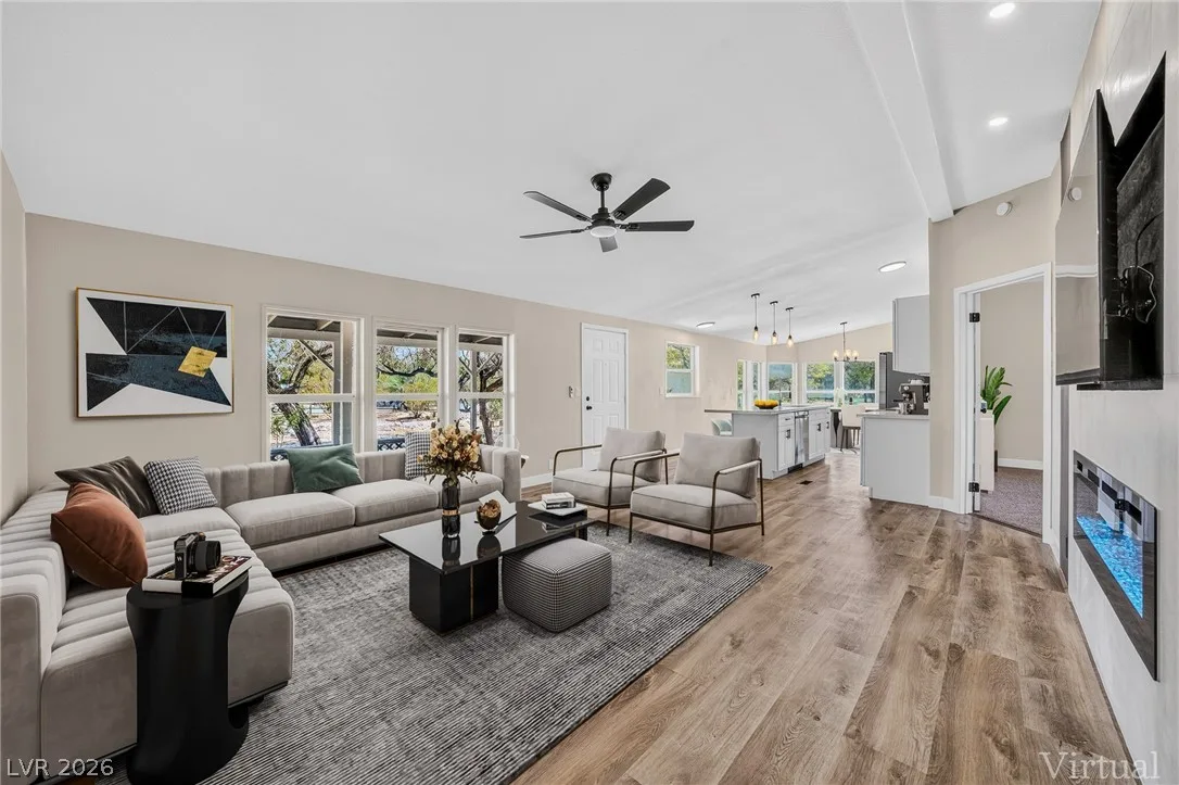 4640 Elizabeth Street — photo 3
