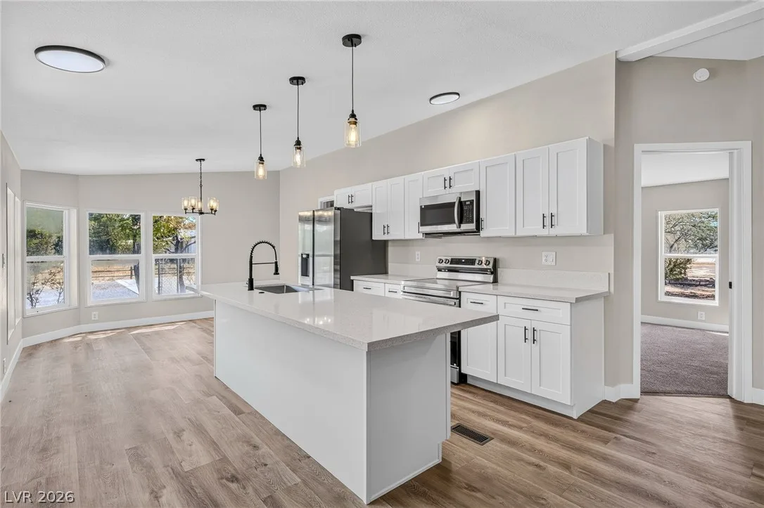 4640 Elizabeth Street — photo 4