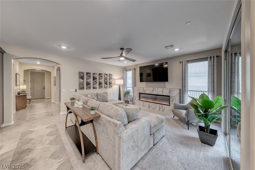 259 Sun Glaze Avenue — photo 2