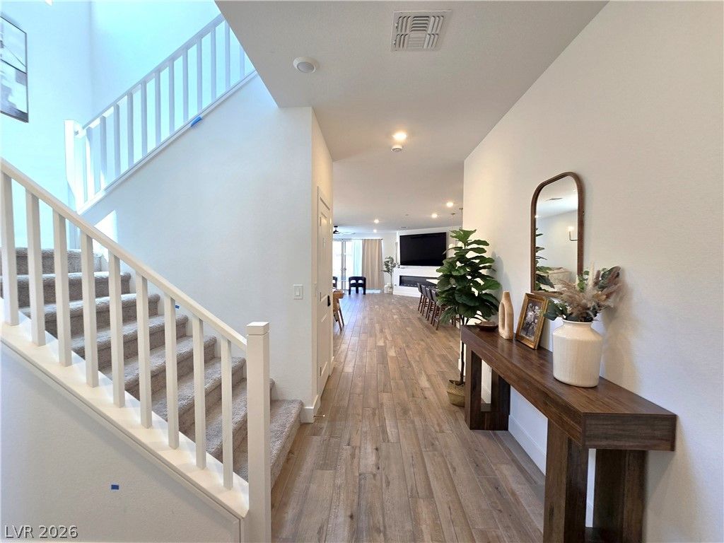 6366 Pipers Brook Lane — photo 4