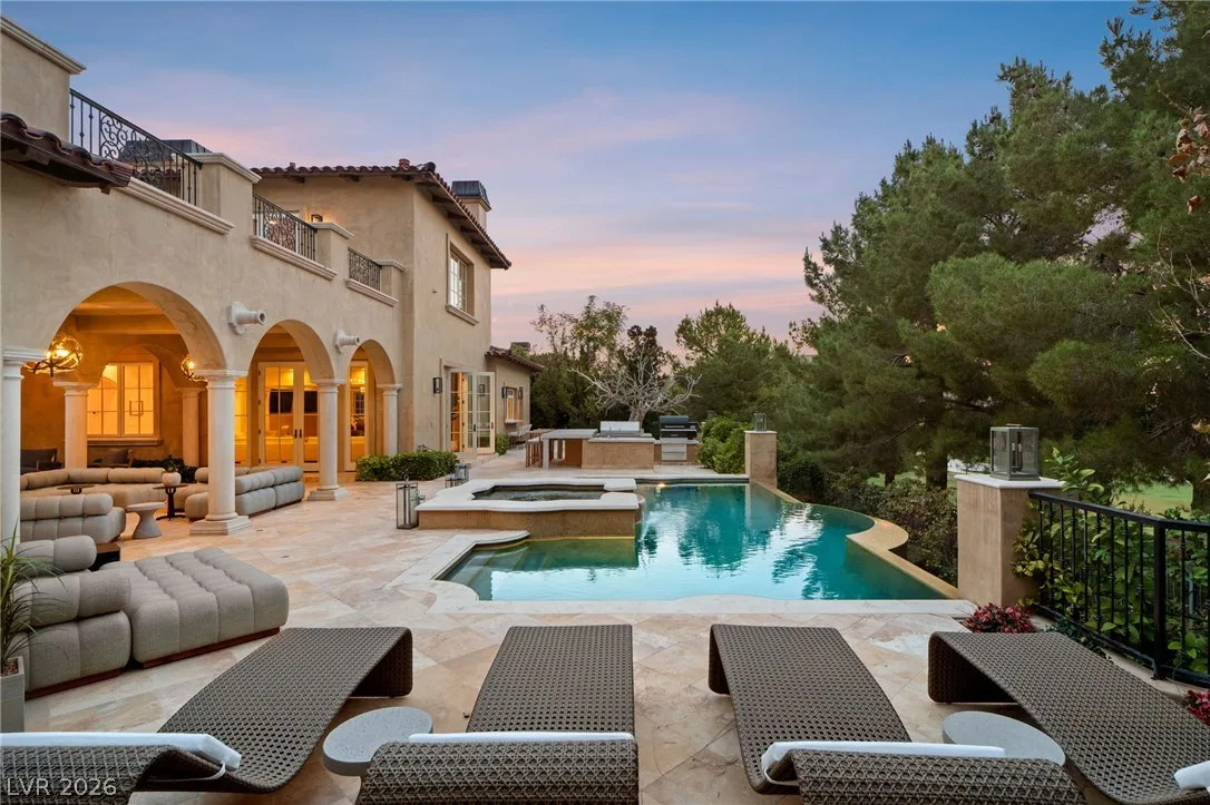 30 Augusta Canyon Way — photo 2