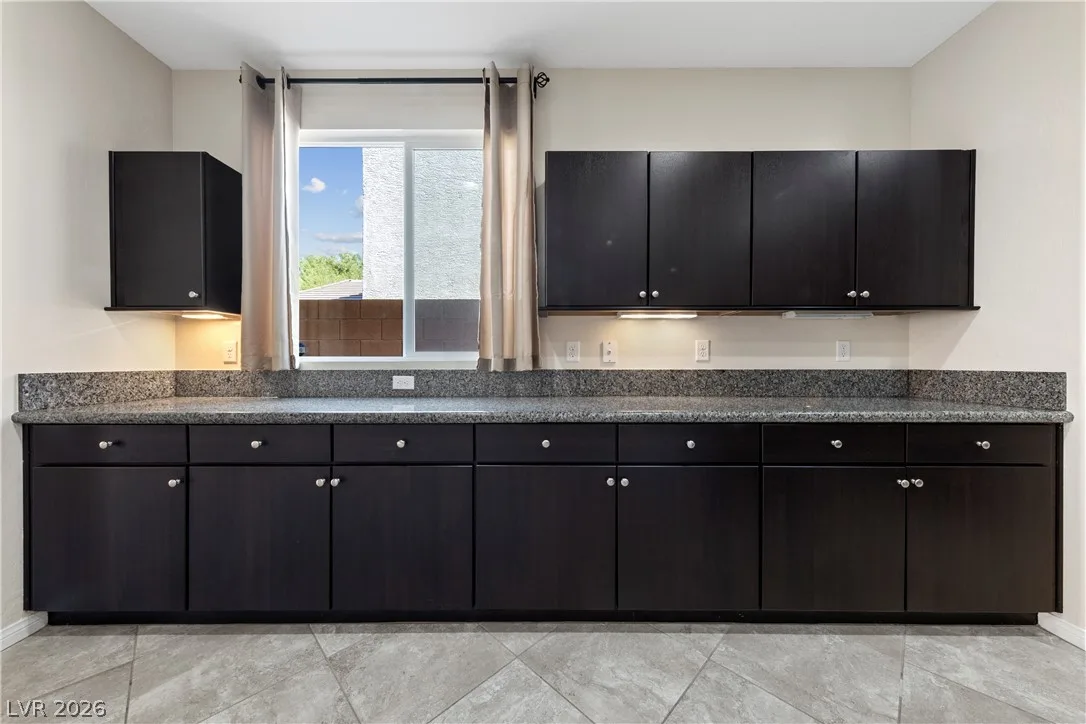 7939 Torreys Peak Street — photo 3