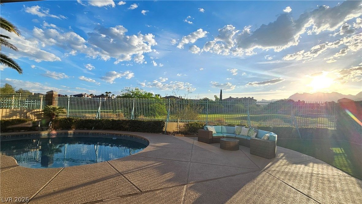 1821 Corta Bella Drive — photo 4