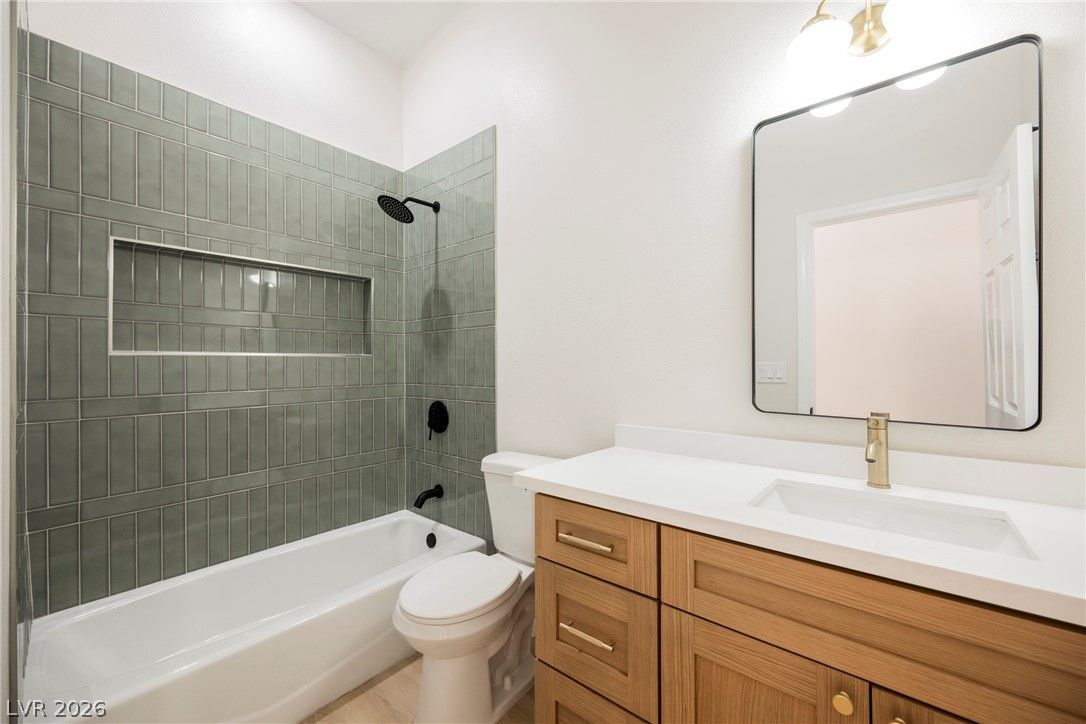 463 Palegold Street — photo 4 of 22