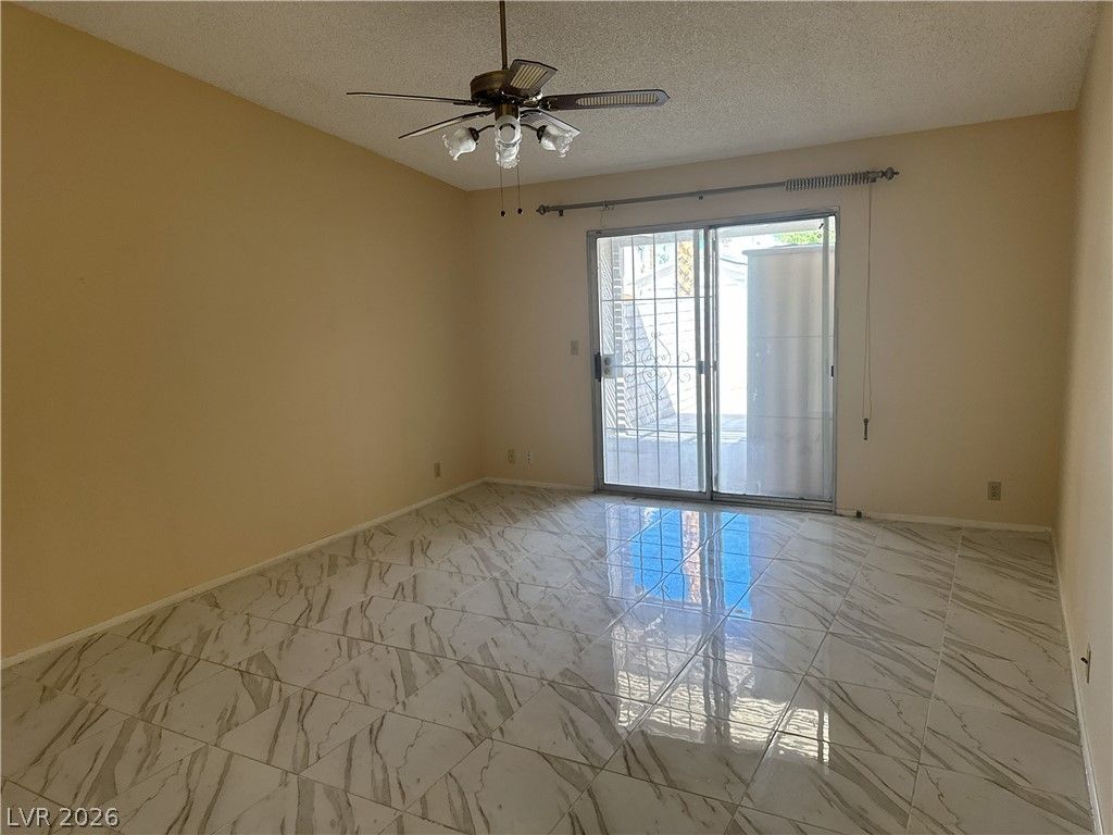 3618 Edinburgh Drive — photo 5 of 11