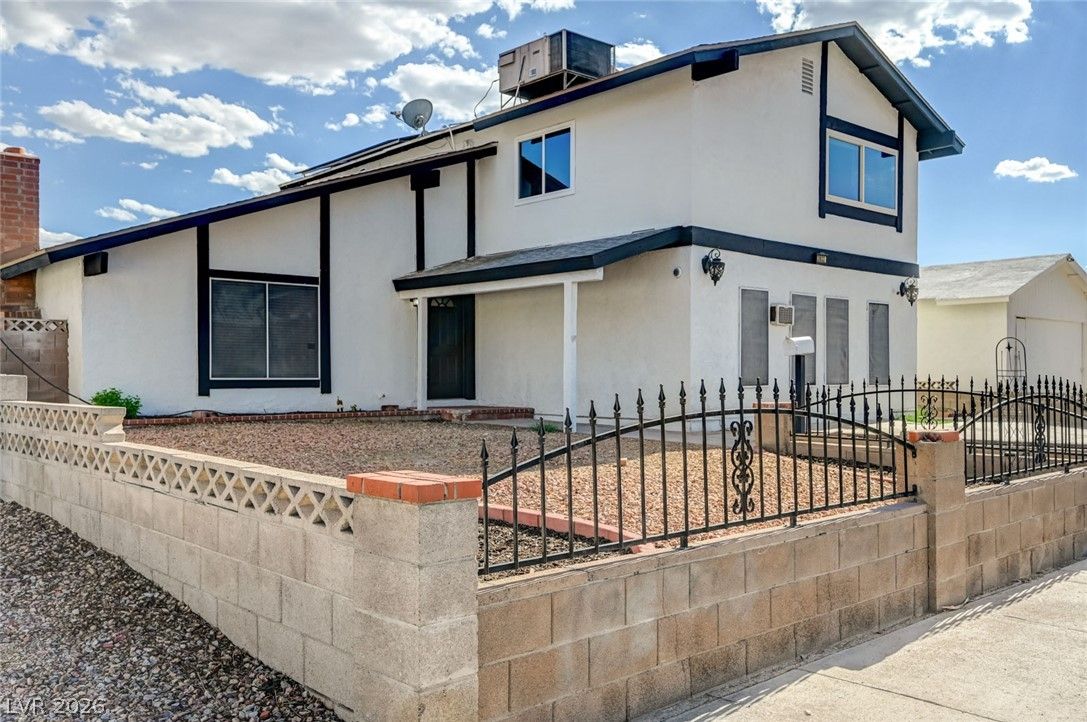 3933 Manford Circle — photo 3