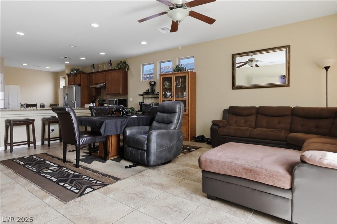 2143 Delmar Farms Court — photo 4 of 49