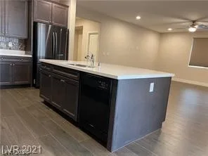 1546 Bryce Canyon Street — photo 4