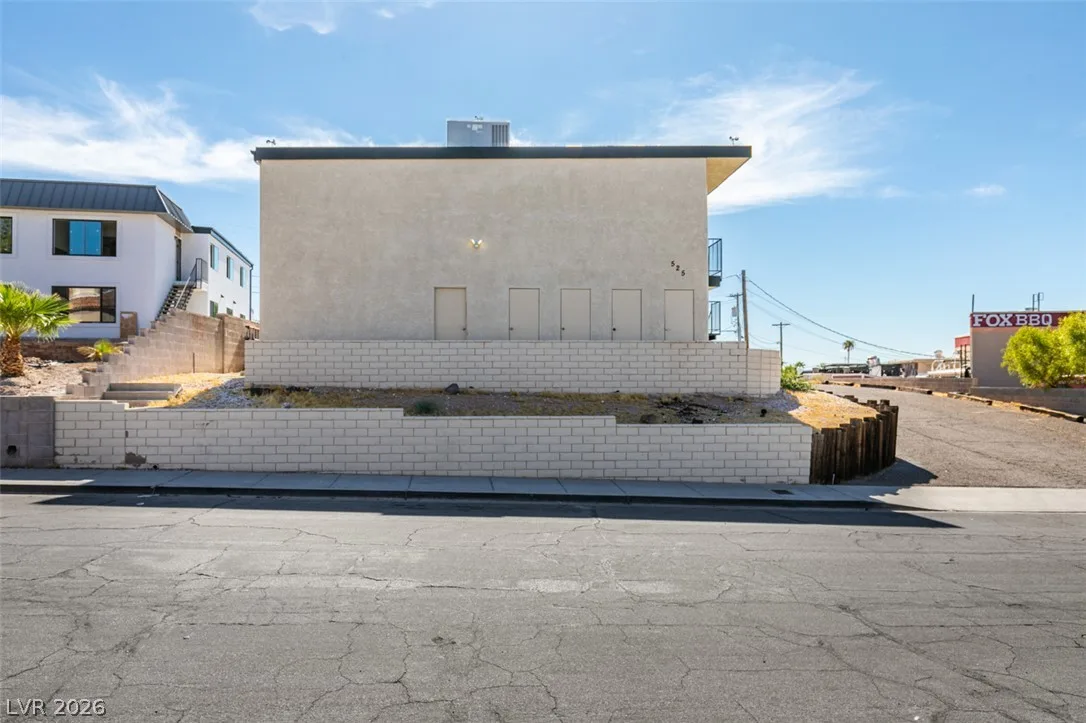 525 Fir Street 3 — photo 3