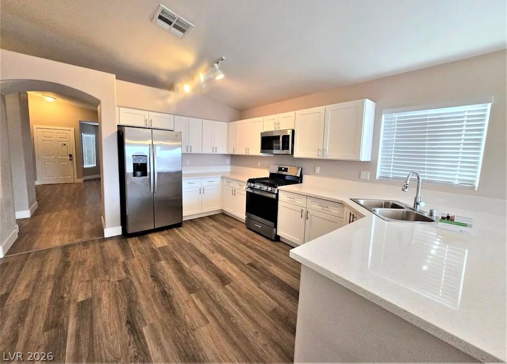 6248 Branded Brook Avenue — photo 4 of 7