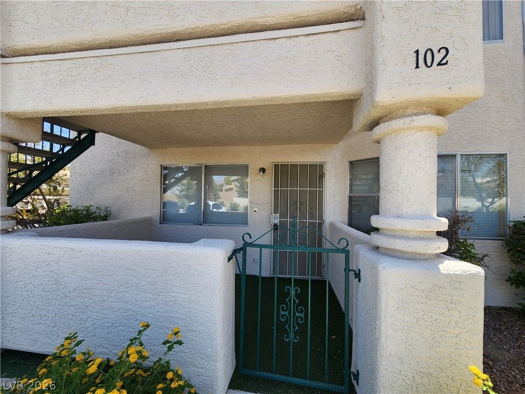 1412 Oak Rock Drive 102 — photo 2