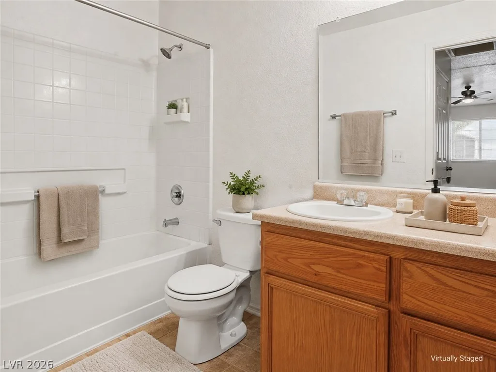 4730 East Craig Road 2128 — photo 5