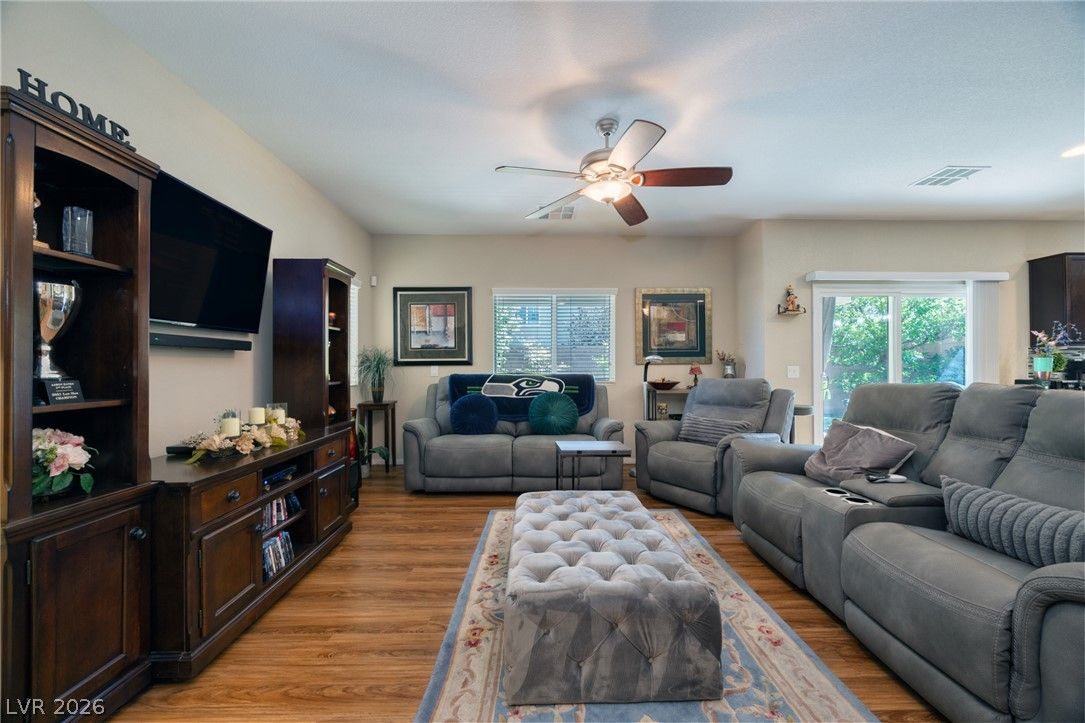 10821 Knickerbocker Avenue — photo 3