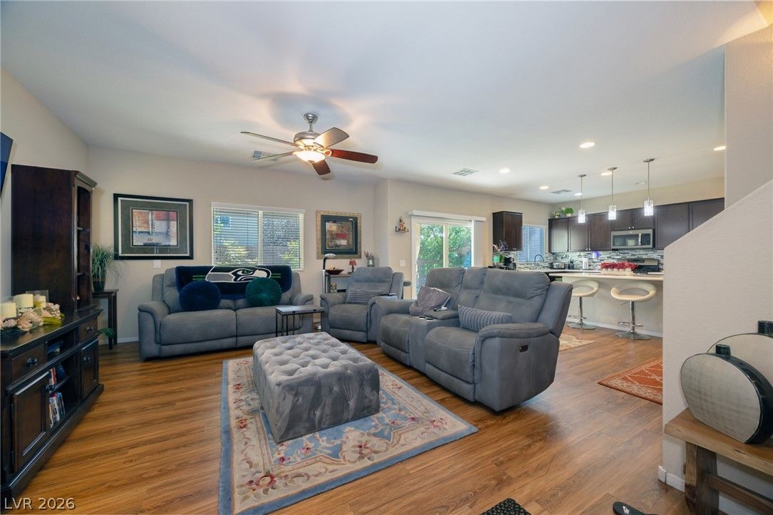 10821 Knickerbocker Avenue — photo 4