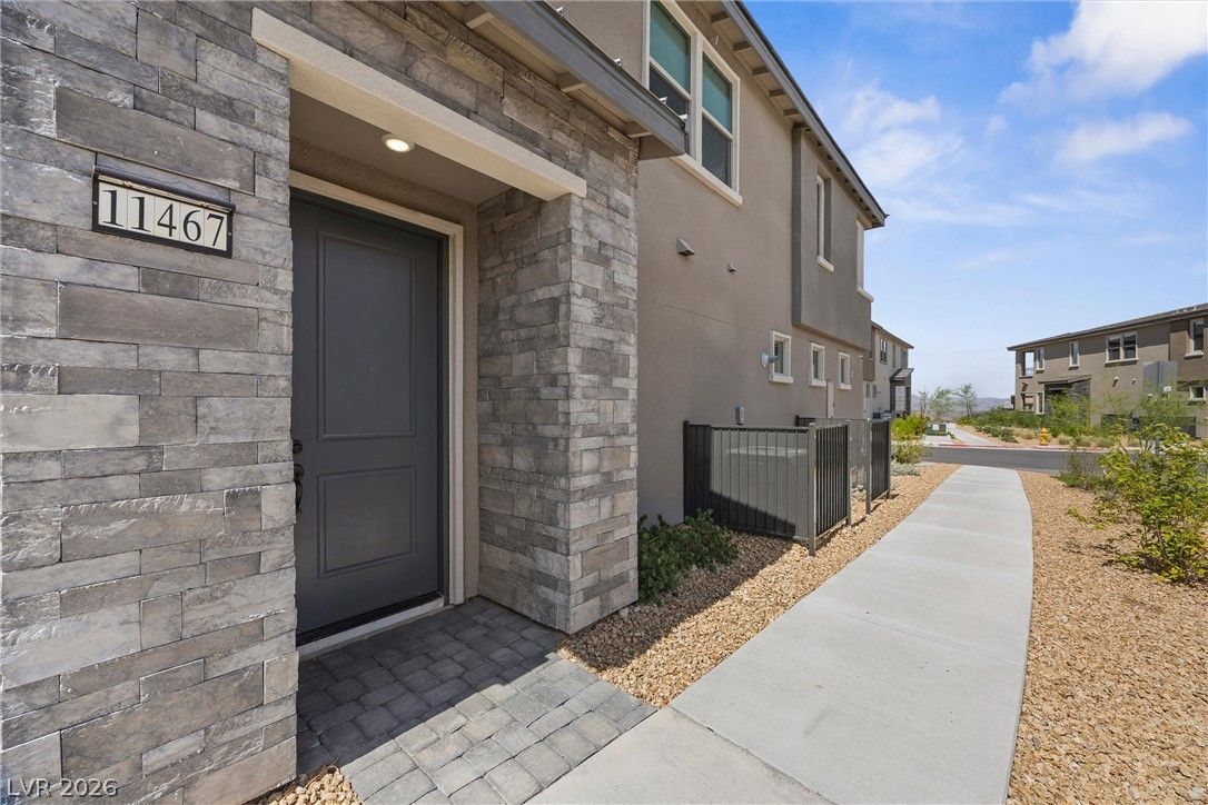 11467 Contour Avenue — photo 4