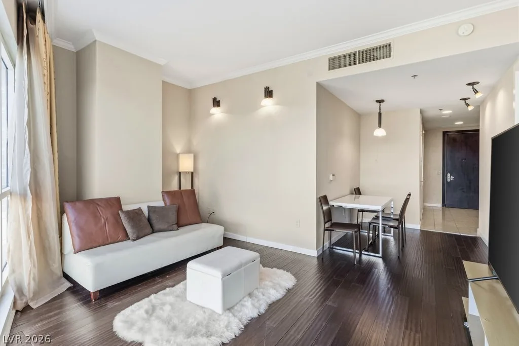 4525 Dean Martin Drive 402 — photo 4