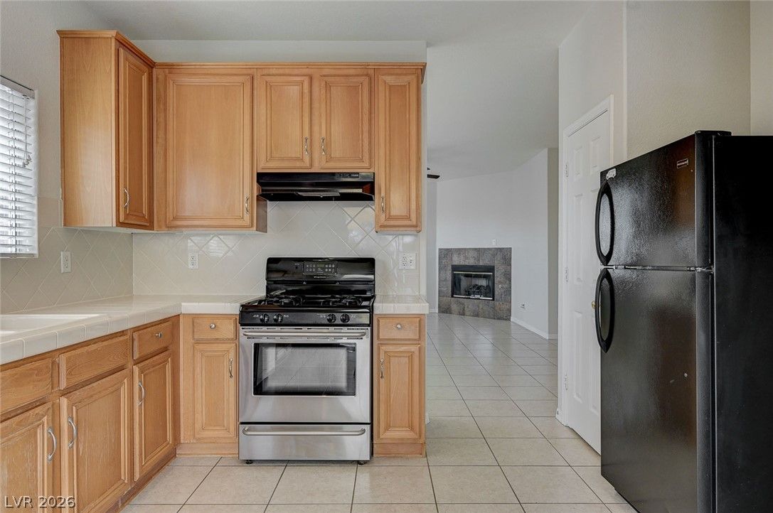 616 SAM LEONE Court 0 — photo 4 of 35