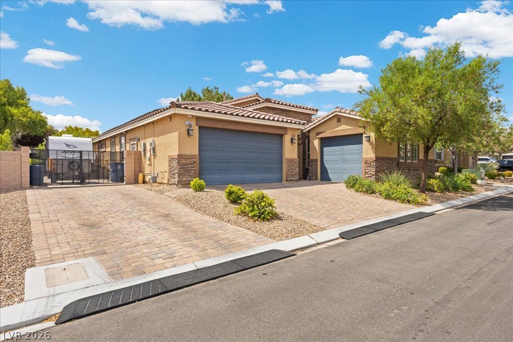 5665 Mystical Knight Court — photo 4