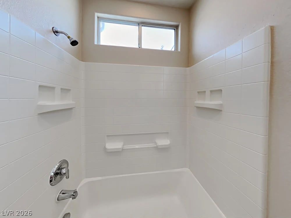 1339 Willow Village Avenue — photo 4 of 8