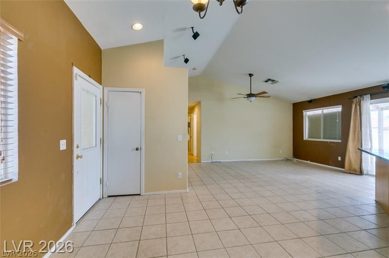 5830 Starfish Bay Lane — photo 4 of 24