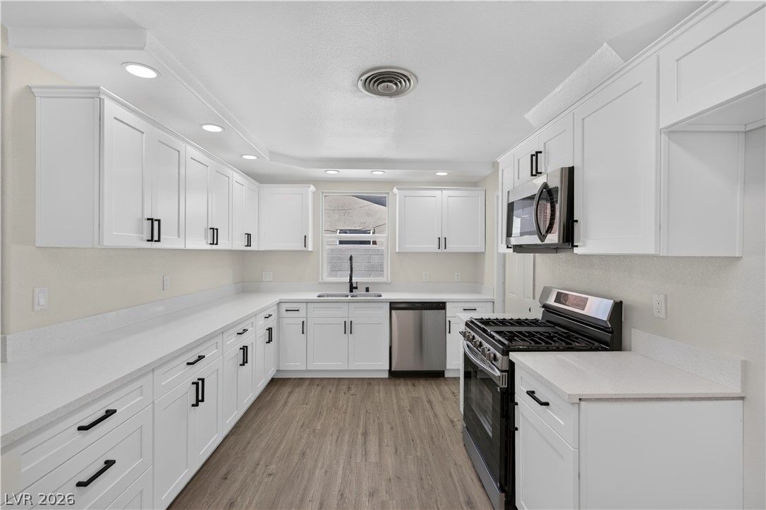 605 Donner Street — photo 2