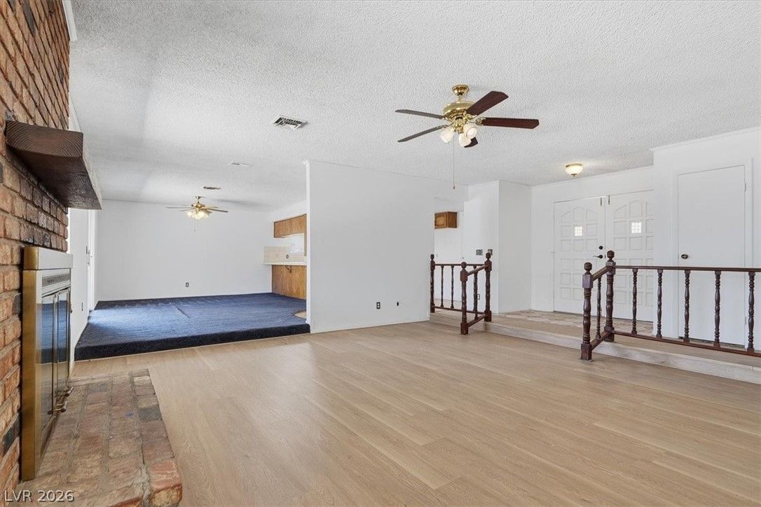 4424 Parkchester Circle — photo 4 of 30