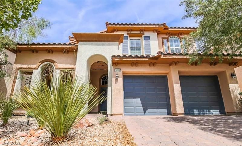 9802 Crescent Lodge Court — photo 1