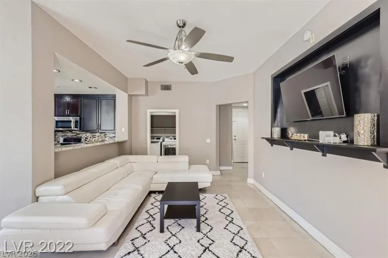67 East Agate Avenue 208 — photo 5