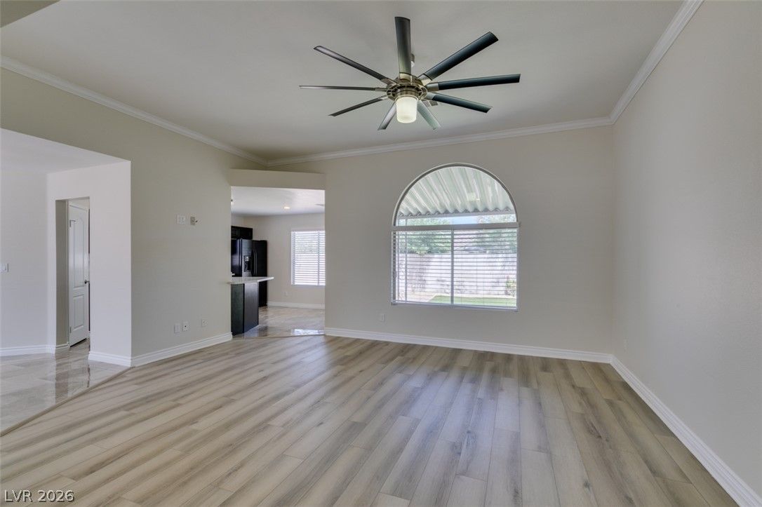 434 Viewmont Drive — photo 4 of 30