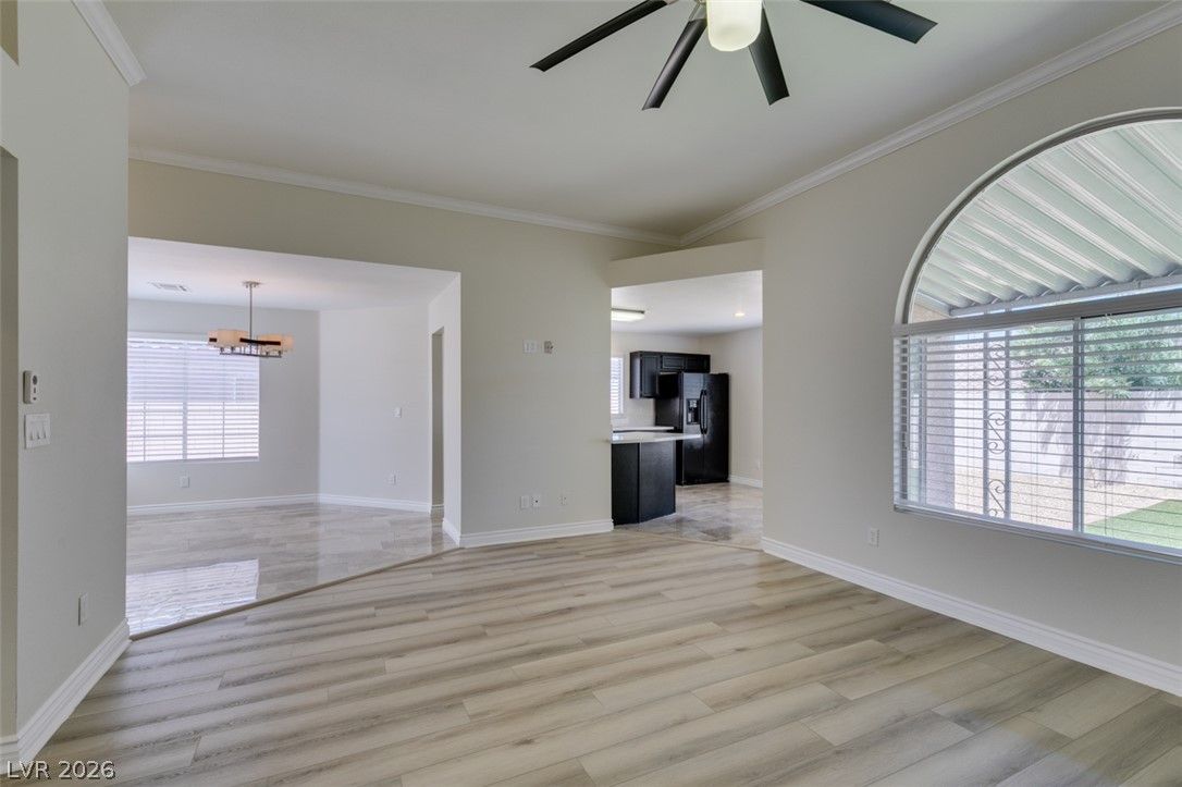 434 Viewmont Drive — photo 5 of 30