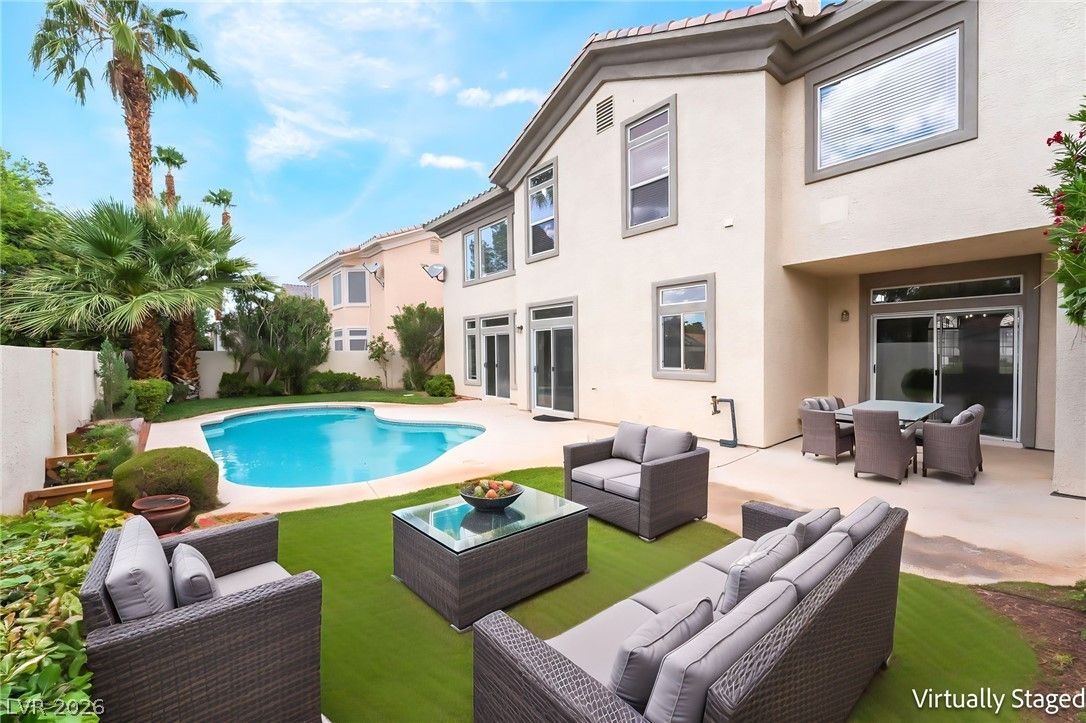 8815 La Manga Avenue — photo 2