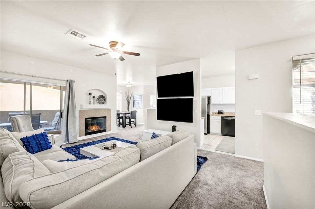 8709 Red Rio Drive 203 — photo 4