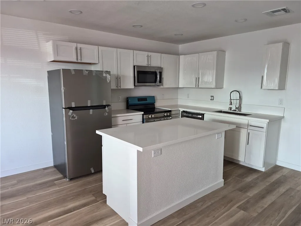 3608 East Cheyenne Avenue — photo 4