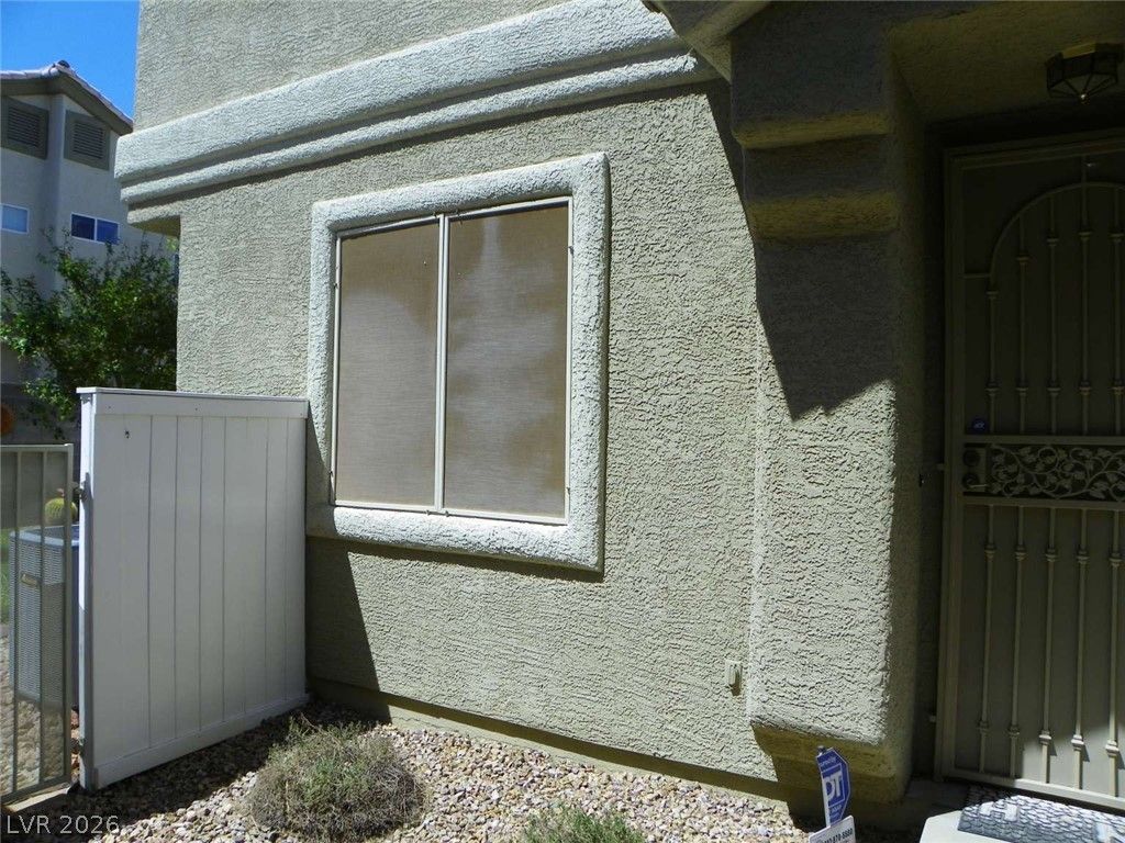 6233 Ordaz Avenue 103 — photo 2