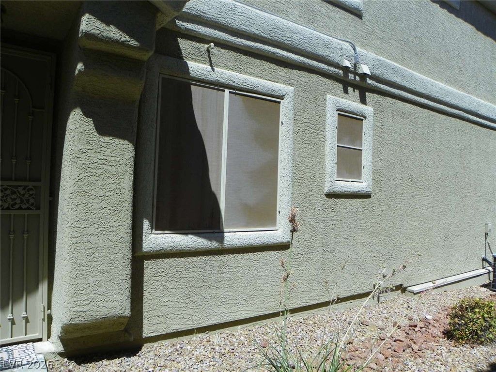 6233 Ordaz Avenue 103 — photo 3