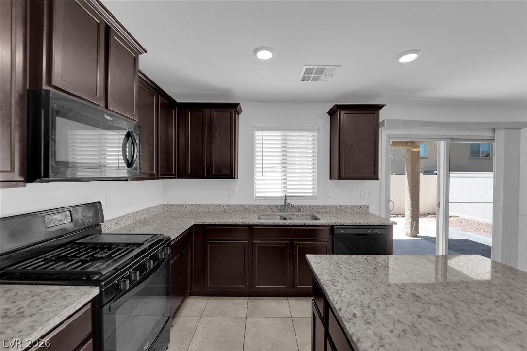 6421 Broadcloth Court — photo 3