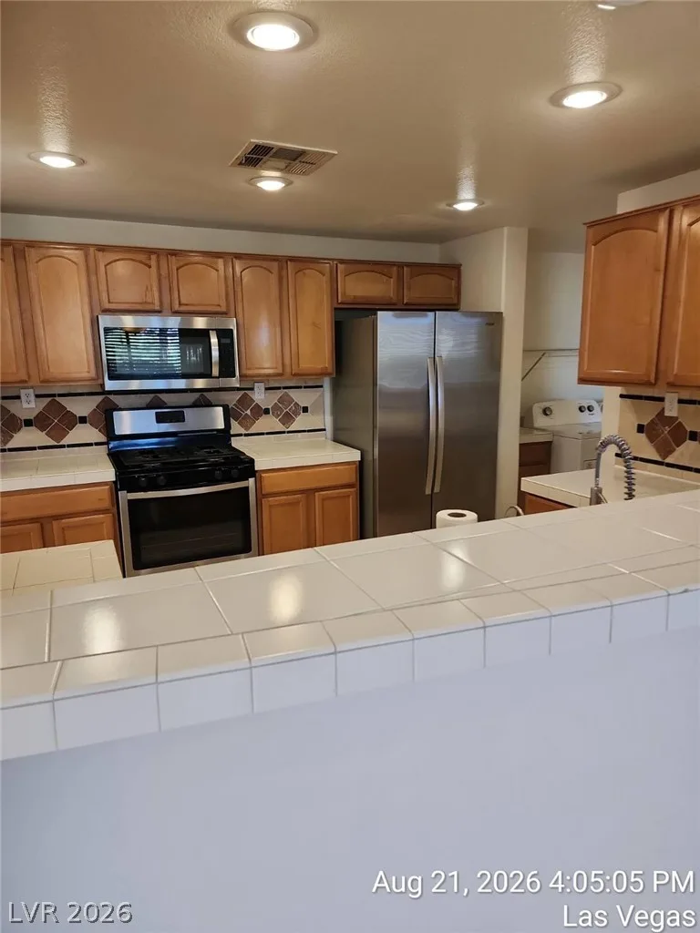 664 Peachy Canyon Circle 104 — photo 4