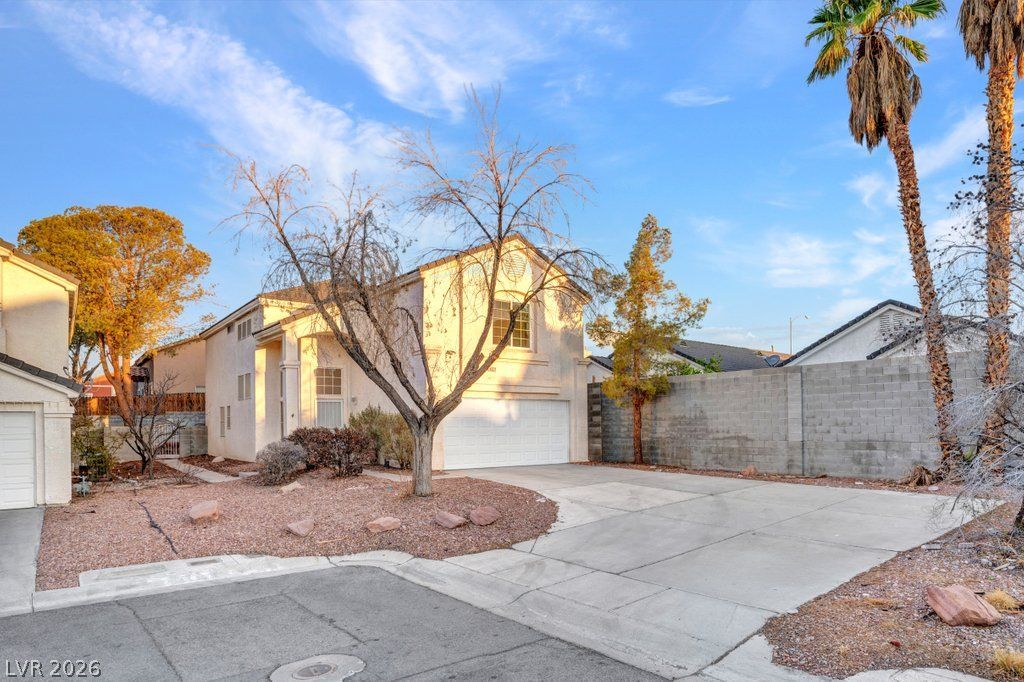 4321 Coyote Crest Court — photo 2 of 36