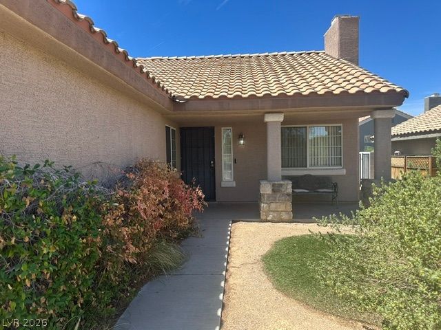 686 Skyline Road — photo 2 of 13