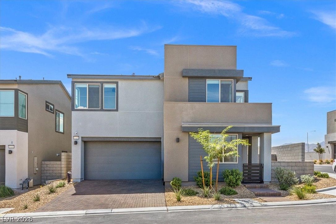 10489 Mountain Aster Avenue — photo 2