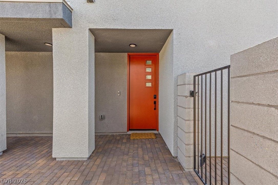 10489 Mountain Aster Avenue — photo 4