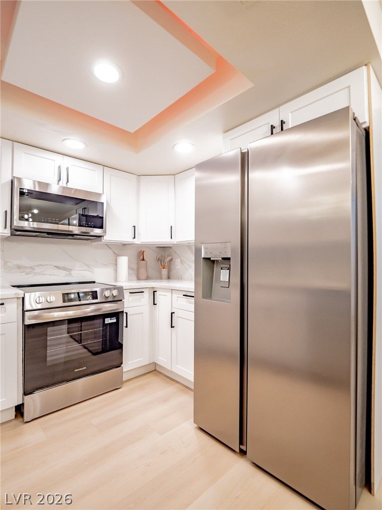 1701 East Katie Avenue 72 — photo 4 of 33