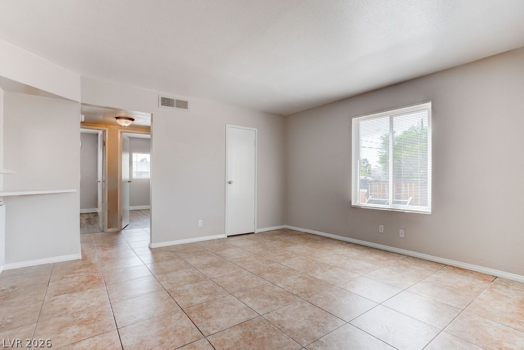 1810 Bartoli Drive 1 — photo 4 of 24
