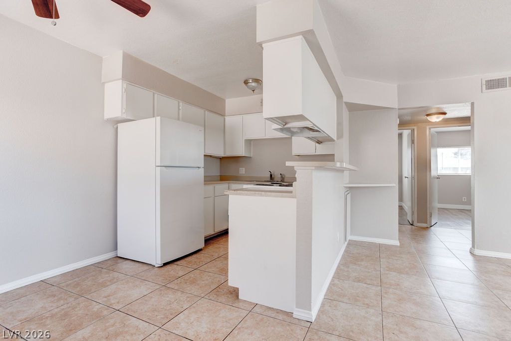 1810 Bartoli Drive 1 — photo 5 of 24