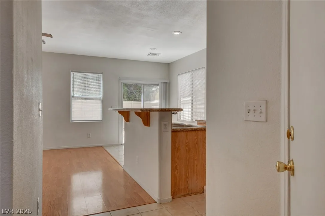 10935 Sadlers Wells Street — photo 2