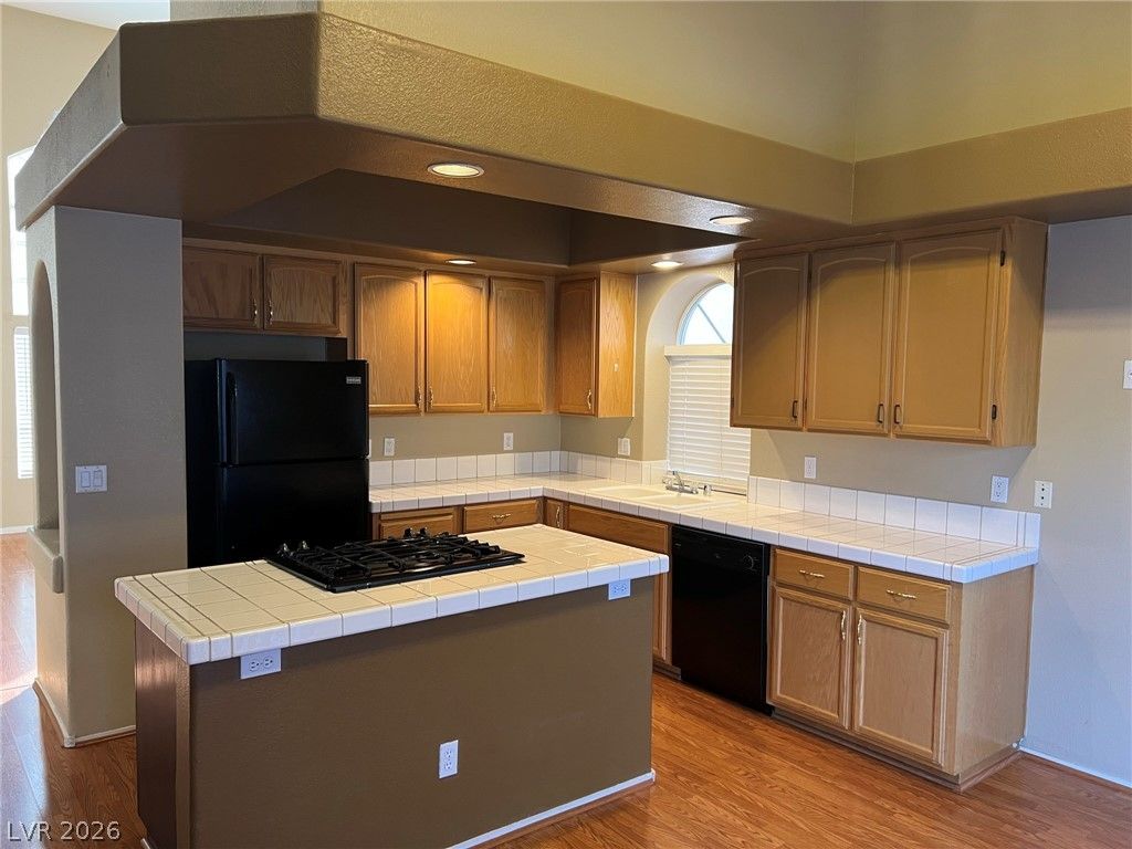 8744 Country View Avenue — photo 3 of 9